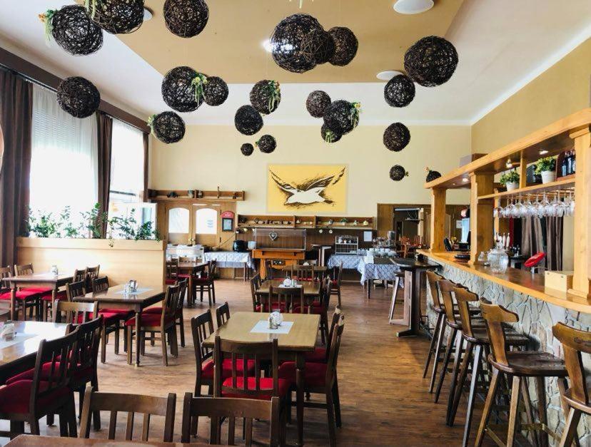 Hotel Racek Cerna v Posumavi Ngoại thất bức ảnh