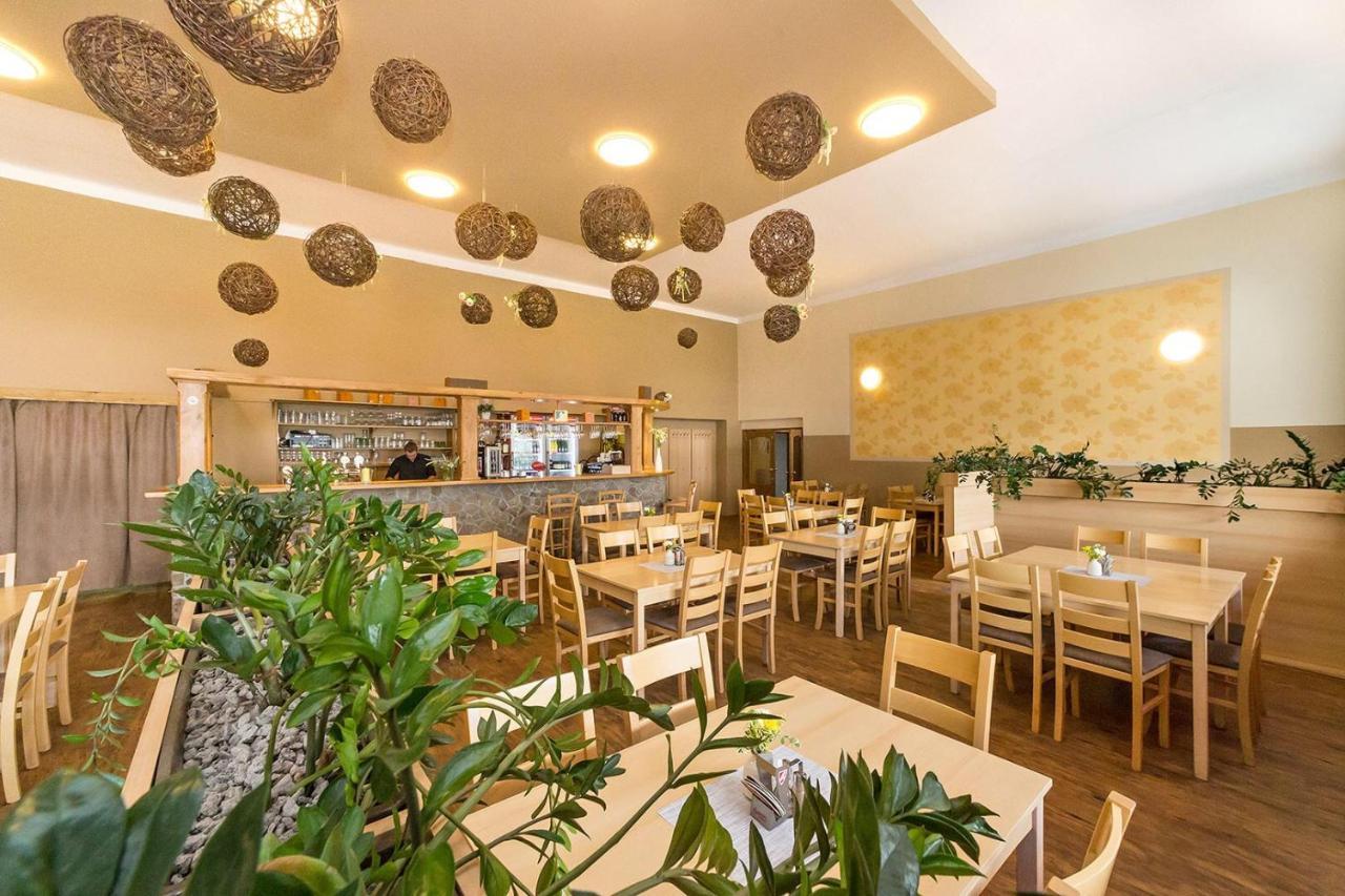 Hotel Racek Cerna v Posumavi Ngoại thất bức ảnh